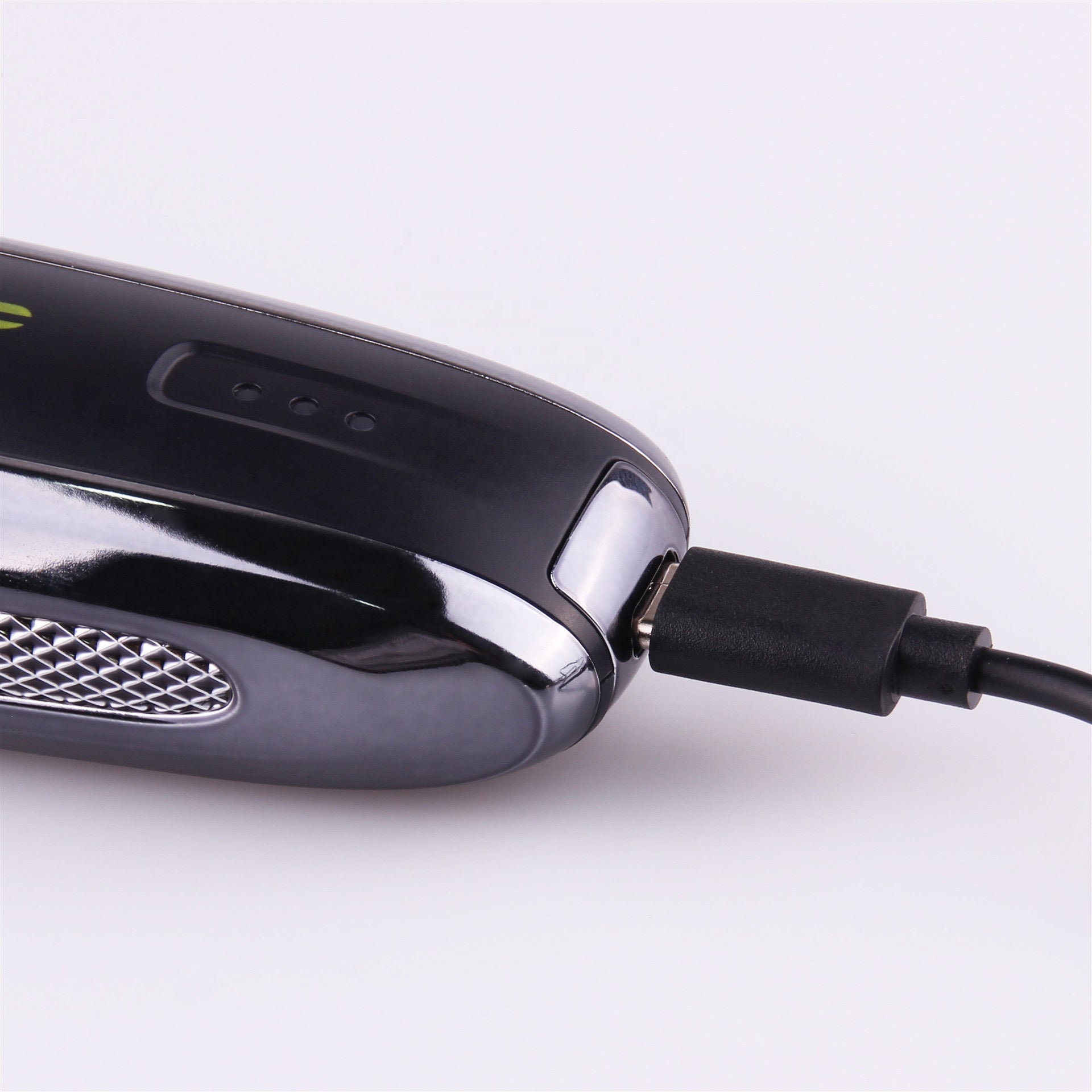 VGR V-020 Professional Hair Trimmer – Rechargeable Clipper, USB Powered