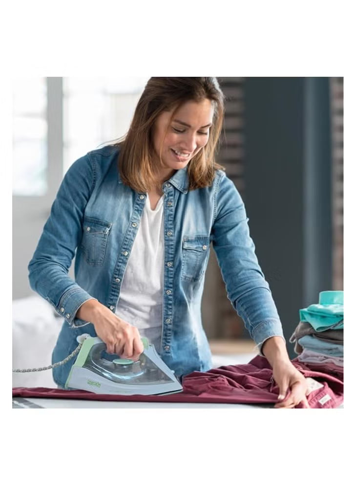 DSP KD1135 – 2000W Steam Iron with Ceramic Soleplate